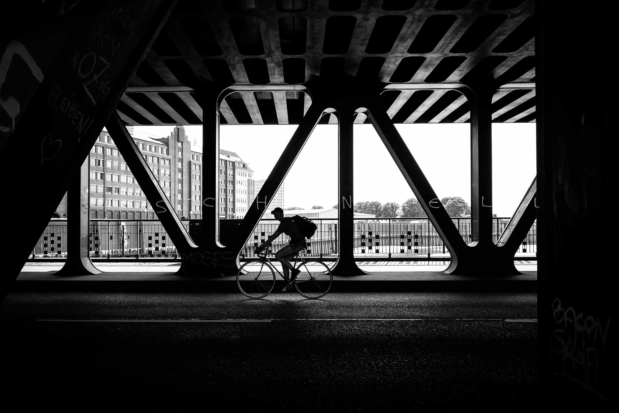 Street Photography Workshop Hamburg  Bike Marco Larousse